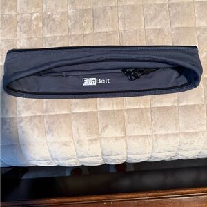 FlipBelt Women's Black Belt